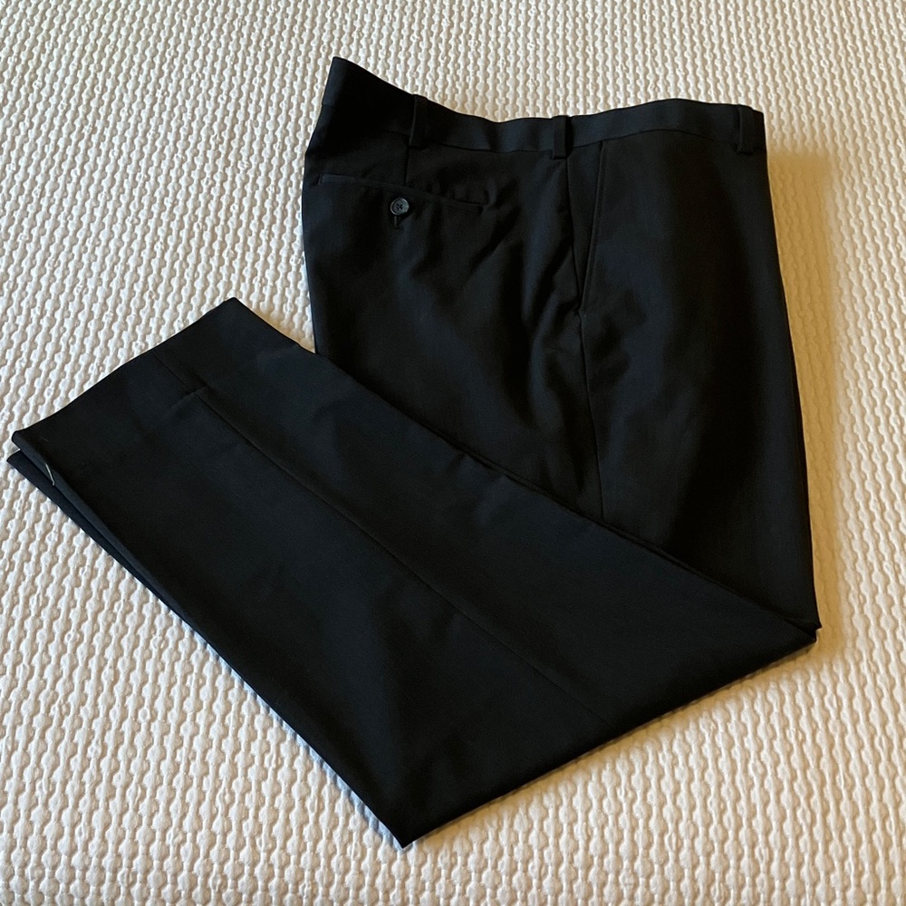 Bellissimo men’s large size suit pants, dark grey black, flat front, size 44